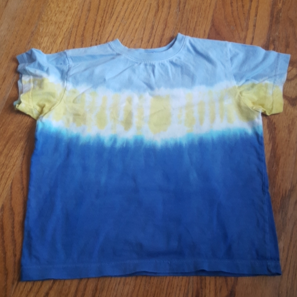 Toddler Boy's tie dye t-shirt 36 months